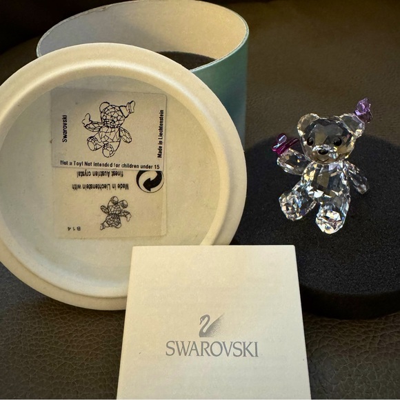 NIB SWAROVSKI Kris Bear - Playful Butterflies - Picture 2 of 2